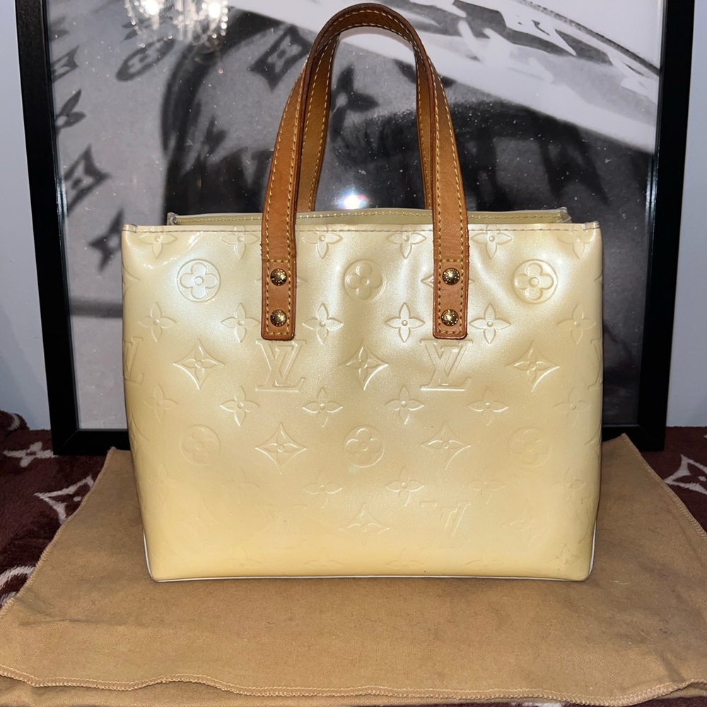 Louis Vuitton Reade PM Ivory